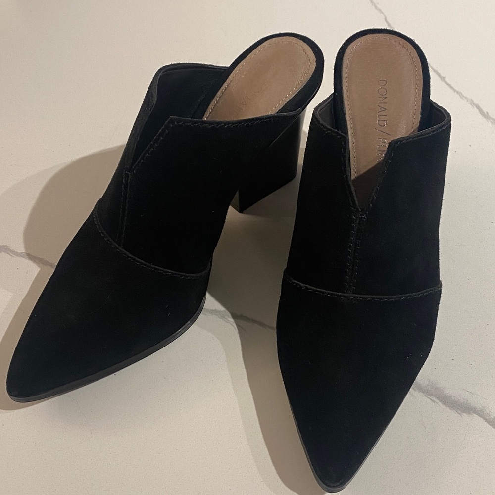 Donald Pliner black suede split front open back booties, size 6.5 M
